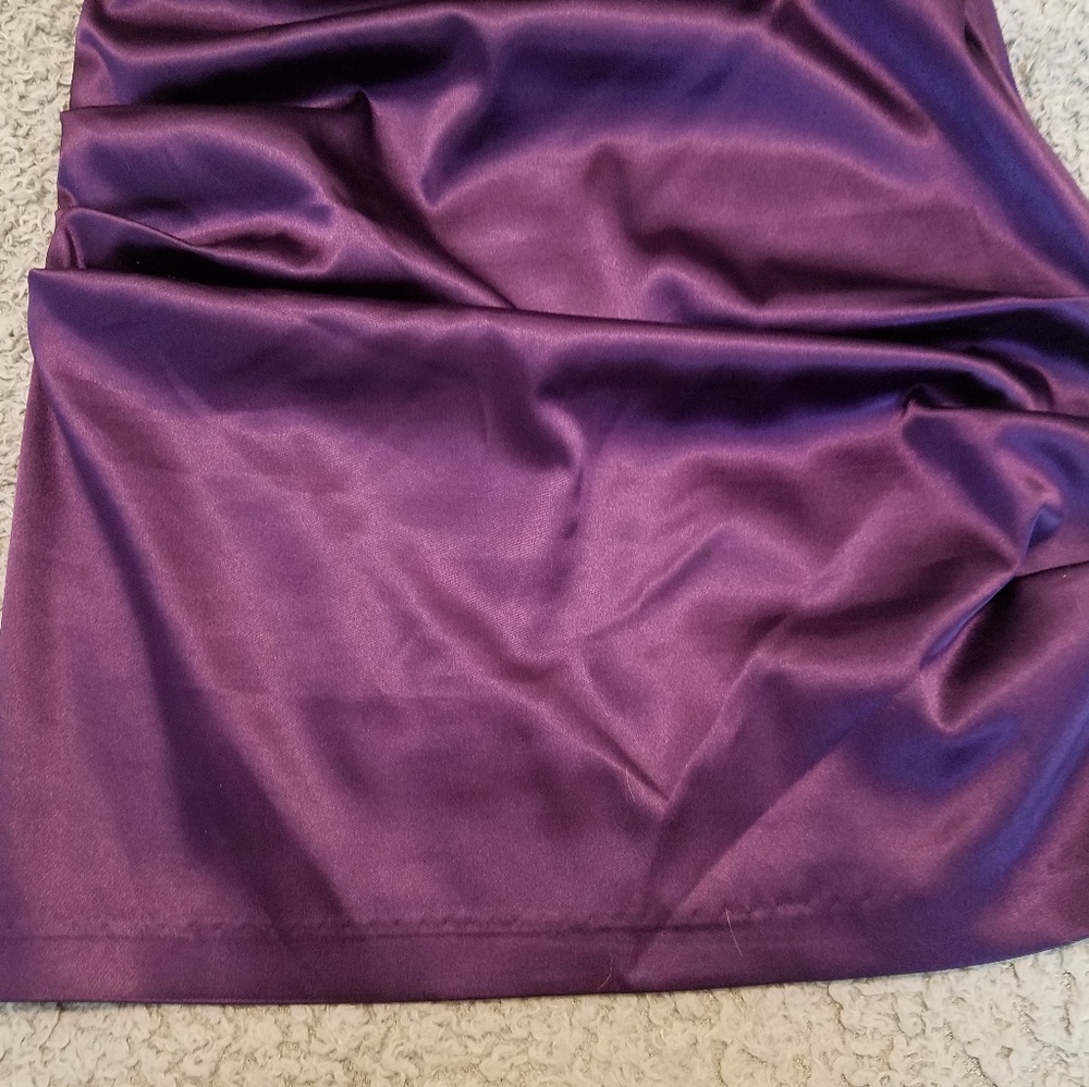 Dress - Picture 7 of 7